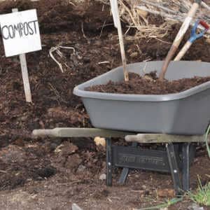monton-compost-carretilla