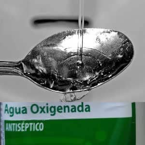 peroxido-hidrogeno-oxigenada.jpg